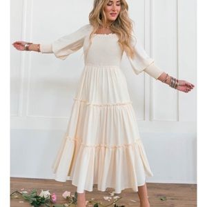 Ivy city DEMI DRESS IN BUTTERCREAM